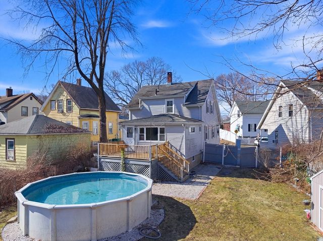 12 Eade St, Lynn, MA 01902