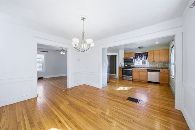 12 Eade St, Lynn, MA 01902