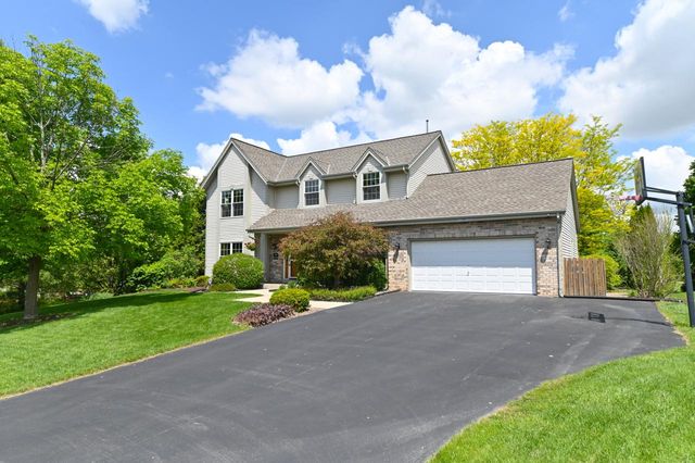 N66W13568 Crestwood DRIVE, Menomonee Falls, WI 53051