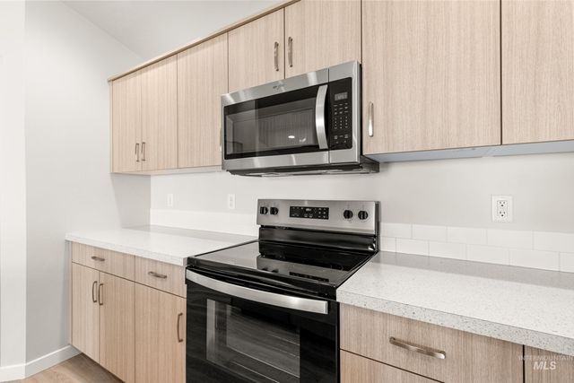 13728 Redway Ct, Caldwell, ID 83607