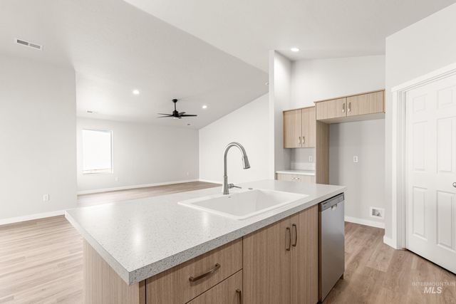 13728 Redway Ct, Caldwell, ID 83607