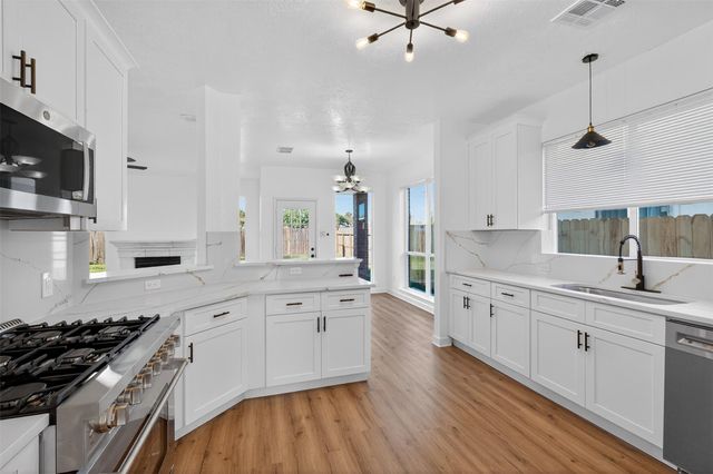 4114 Custer Creek Drive, Missouri City, TX 77459