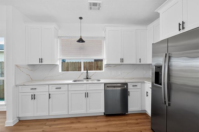 4114 Custer Creek Drive, Missouri City, TX 77459