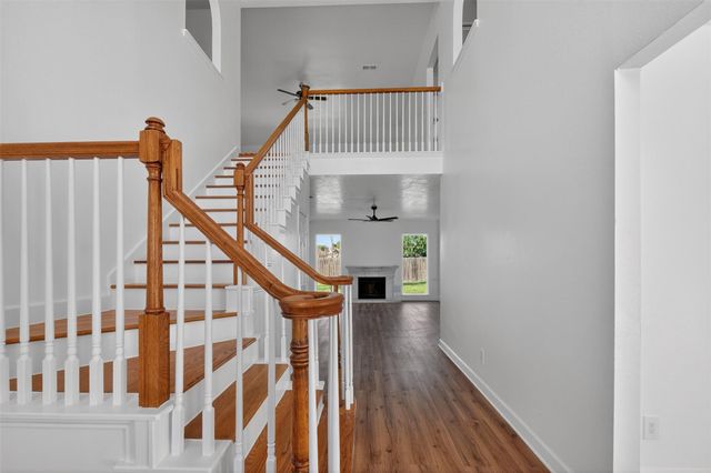 4114 Custer Creek Drive, Missouri City, TX 77459