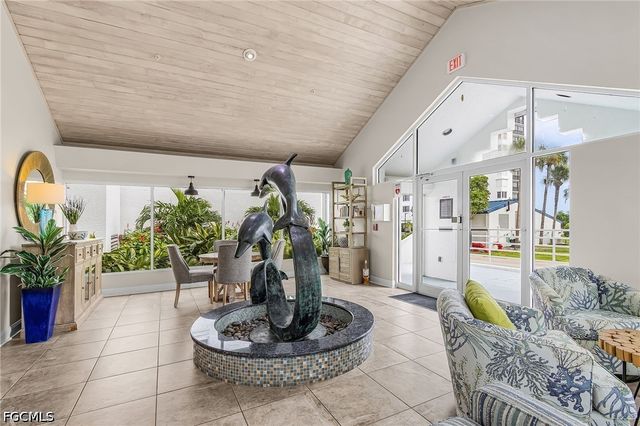 4745 Estero BLVD 201, Fort Myers Beach, FL 33931