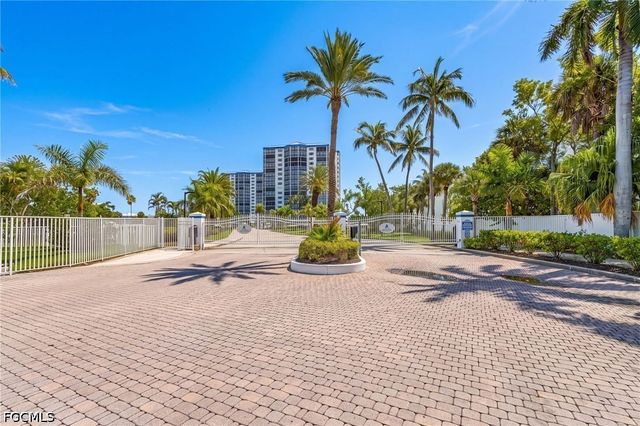 4745 Estero BLVD 201, Fort Myers Beach, FL 33931