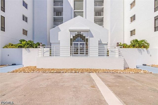 4745 Estero BLVD 201, Fort Myers Beach, FL 33931