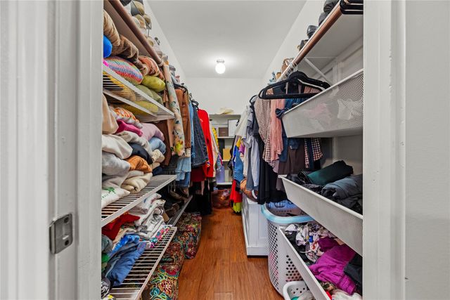 5343 Richmond Avenue 30, Houston, TX 77056