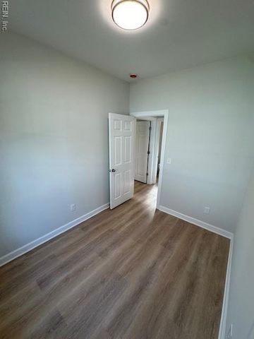 12401 Cedar TRL, Gloucester, VA 23061