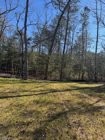 12401 Cedar TRL, Gloucester, VA 23061