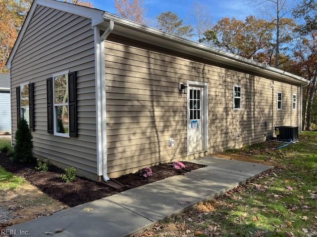 12401 Cedar TRL, Gloucester, VA 23061