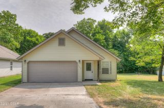 3423 S Jackson Avenue, Joplin, MO 64804