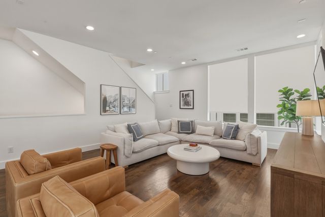 4751 Pacer Court, Dallas, TX 75204