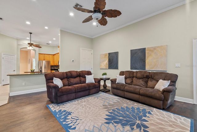 881 S BELFAST PLACE, Chuluota, FL 32766