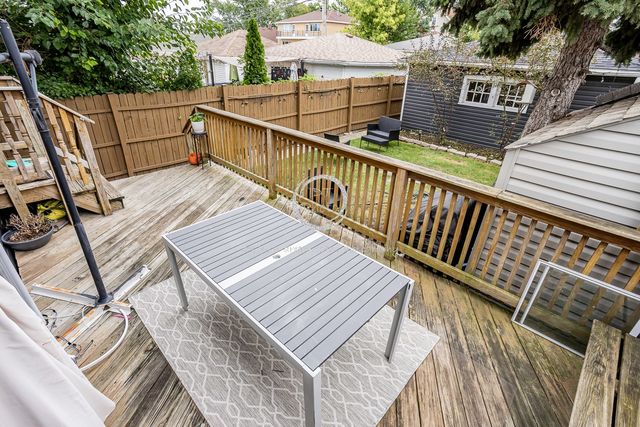 6347 W Henderson Street, Chicago, IL 60634