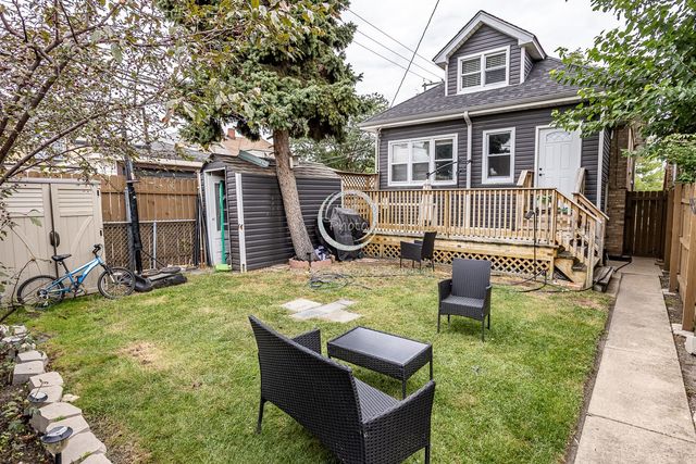 6347 W Henderson Street, Chicago, IL 60634