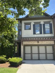 6957 Fellowship Lane, Flowery Branch, GA 30542
