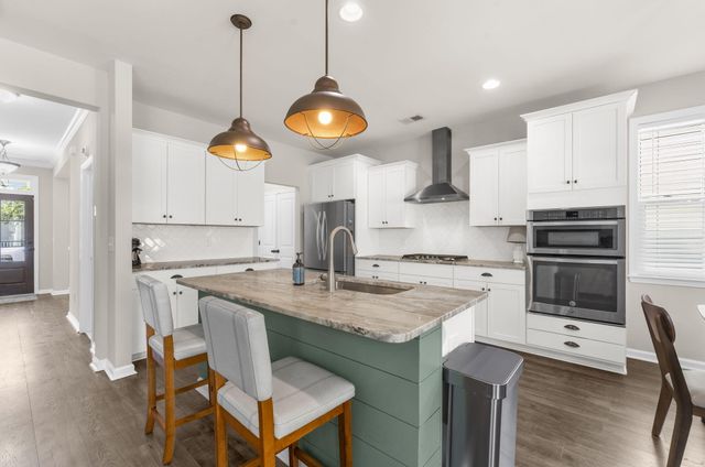 76 Crossandra Avenue, Summerville, SC 29483