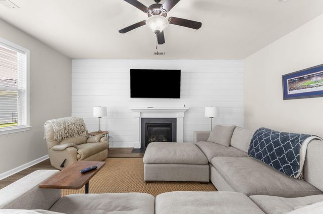76 Crossandra Avenue, Summerville, SC 29483