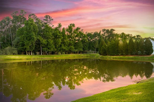 76 Crossandra Avenue, Summerville, SC 29483