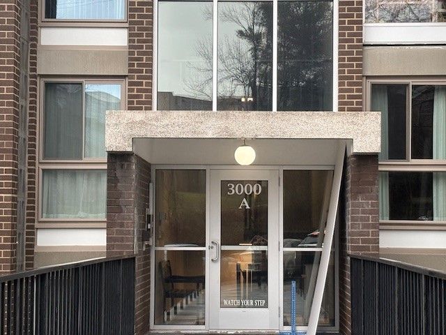 3302 Charlemagne Cir, Ross Twp, PA 15237