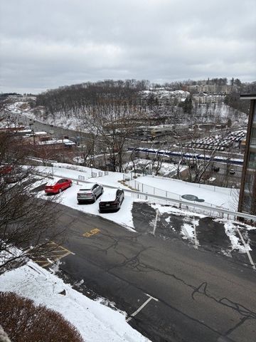 3302 Charlemagne Cir, Ross Twp, PA 15237