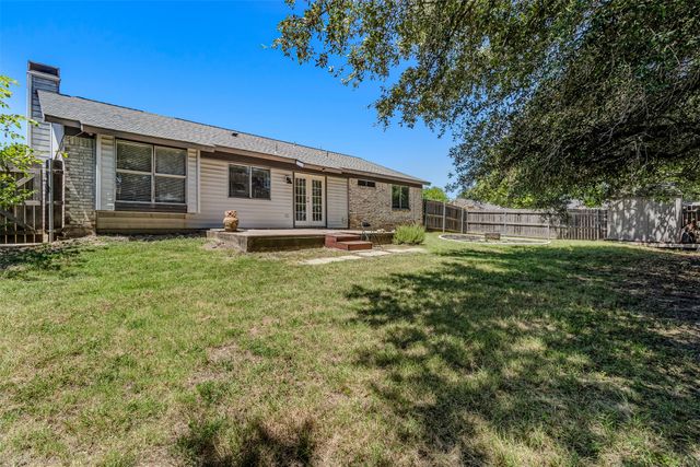 214 Mapleridge Drive, Rockwall, TX 75032