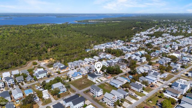 1516 Pinfish Lane, Carolina Beach, NC 28428