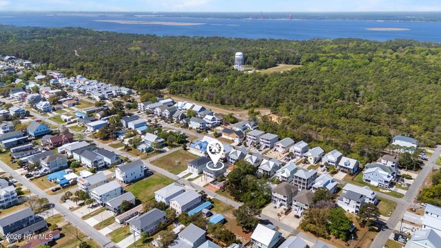 1516 Pinfish Lane, Carolina Beach, NC 28428