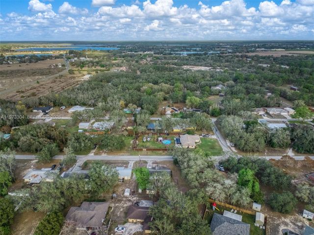 2067 N Terrapin Road, Avon Park, FL 33825