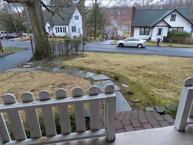 3 Birch Street, Airmont, NY 10952