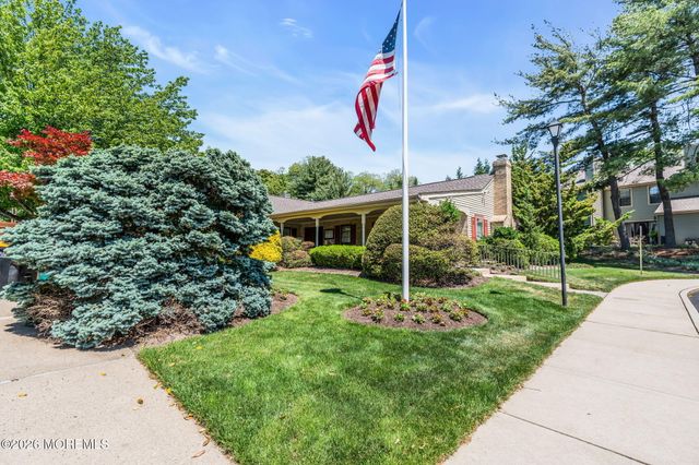 242 Perth Hill Court, Aberdeen, NJ 07747