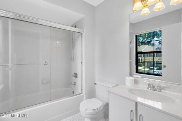 242 Perth Hill Court, Aberdeen, NJ 07747