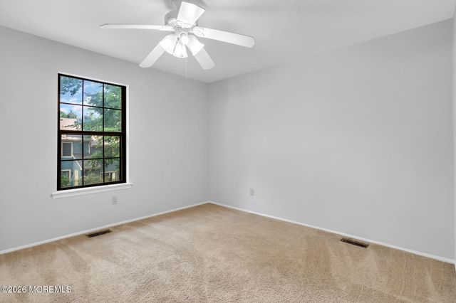 242 Perth Hill Court, Aberdeen, NJ 07747