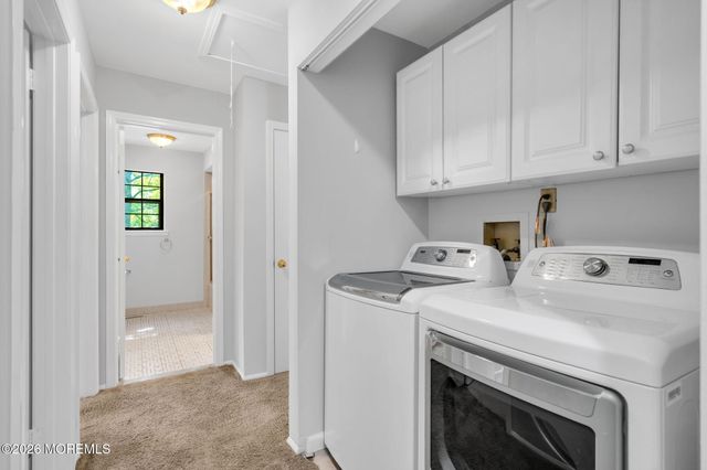 242 Perth Hill Court, Aberdeen, NJ 07747