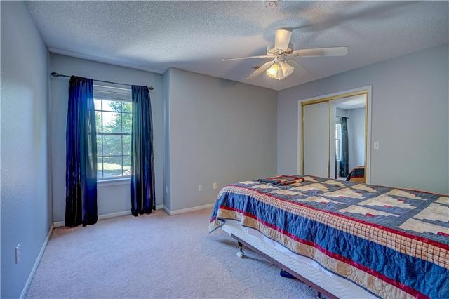 1314 SE Norwood Drive, Lee's Summit, MO 64081