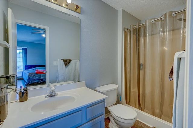 1314 SE Norwood Drive, Lee's Summit, MO 64081