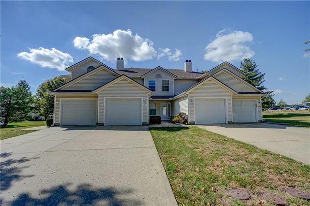 1314 SE Norwood Drive, Lee's Summit, MO 64081