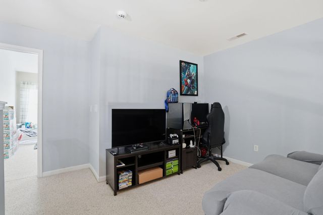 8741 Grassy Oak Trail, North Charleston, SC 29420