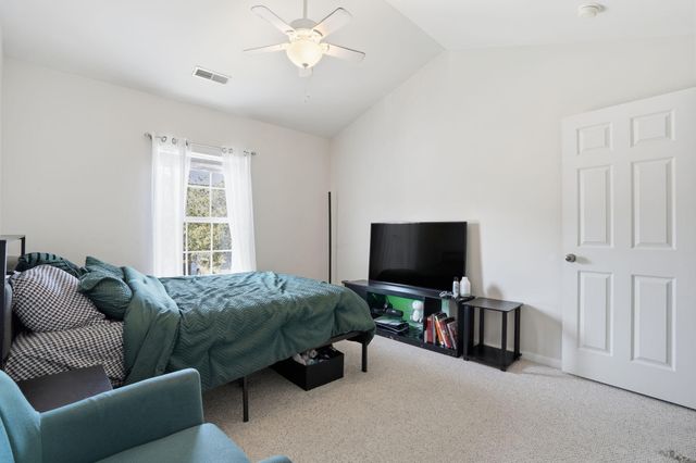 8741 Grassy Oak Trail, North Charleston, SC 29420