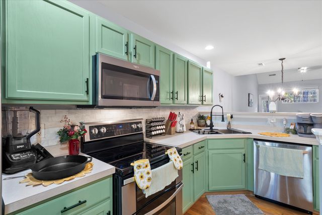 8741 Grassy Oak Trail, North Charleston, SC 29420