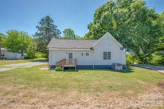 288 Middle Street, Ellenboro, NC 28040
