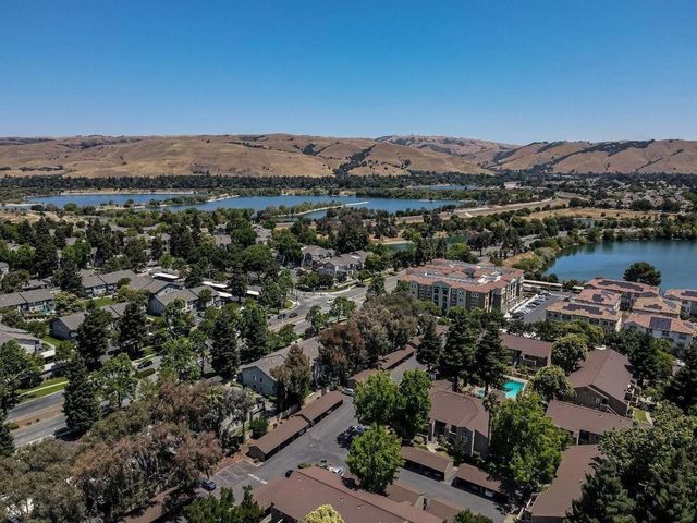 37264 Spruce Terrace, Fremont, CA 94536