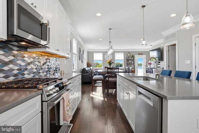 108A DOCK ST, Bensalem, PA 19020