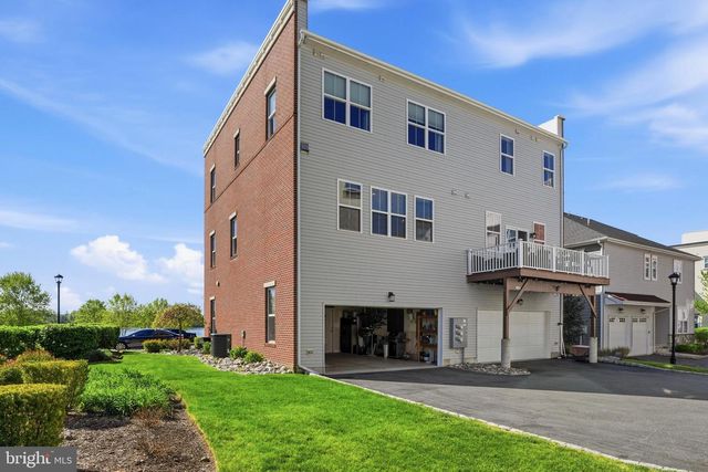 108A DOCK ST, Bensalem, PA 19020
