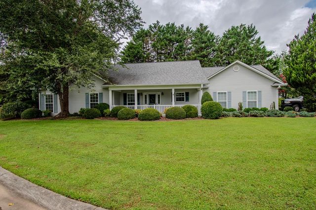 4 Lance Lane, Blue Ridge, GA 30513