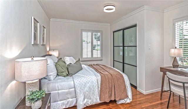 220 S Reese Place, Burbank, CA 91506