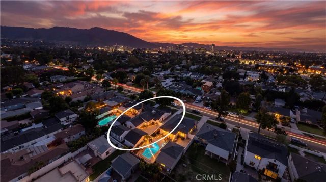 220 S Reese Place, Burbank, CA 91506