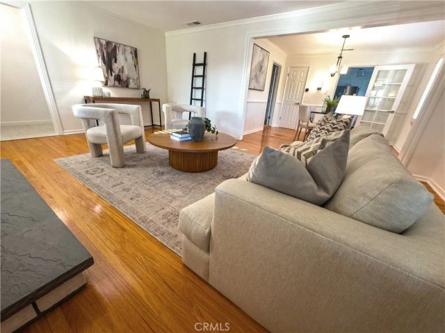 220 S Reese Place, Burbank, CA 91506