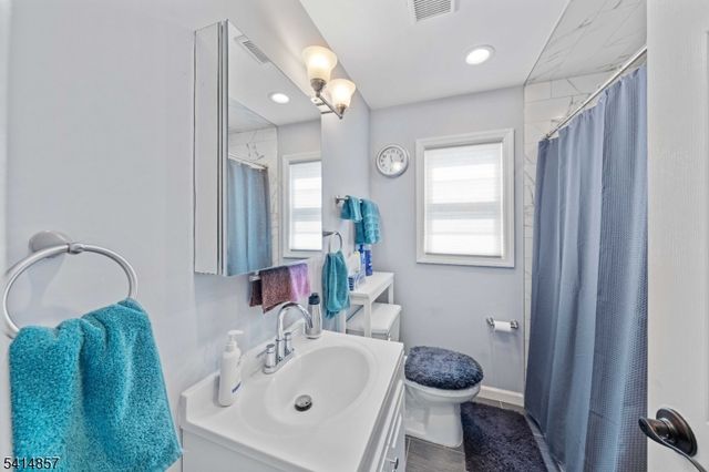 1066 W Chestnut St, Union Twp., NJ 07083